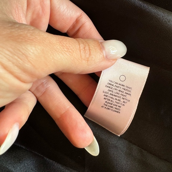 Selfie The Caviar Puff Dress size S - Picture 9 of 9